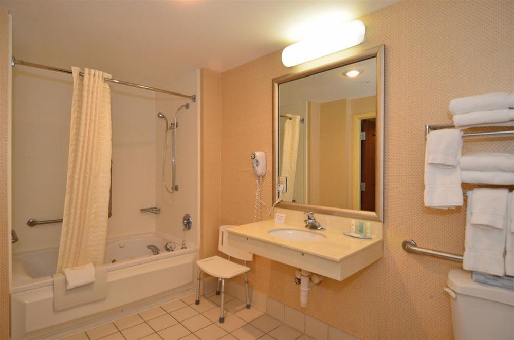 Comfort Inn & Suites Lantana - West Palm Beach South Εξωτερικό φωτογραφία